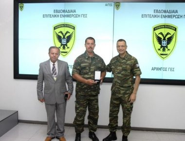 Βραβεύθηκε για την προσφορά του στρατιωτικός γιατρός στη νήσο Μαθράκι